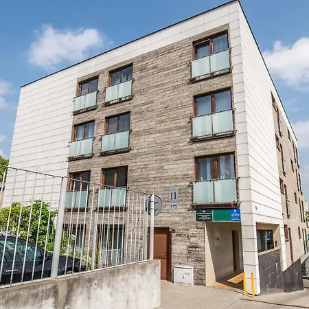 Arte Boczna Lubomelskiej 11 - Faktura Vat Garaz Apartment *
