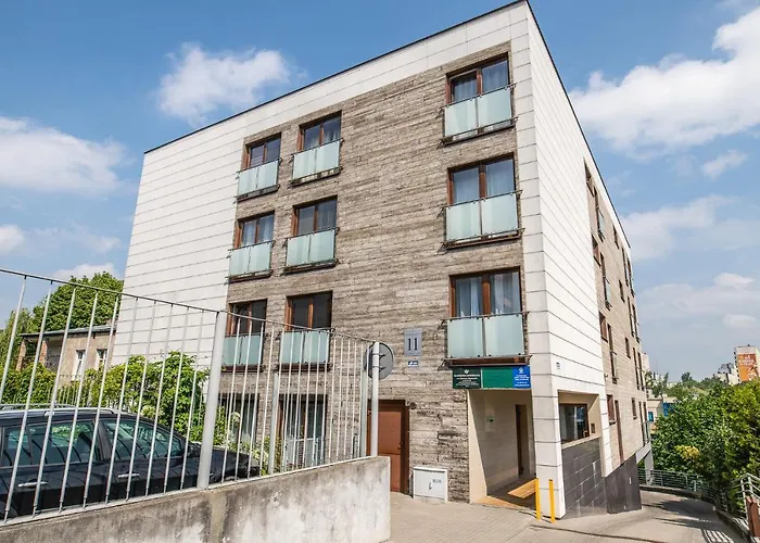 Arte Boczna Lubomelskiej 11 - Faktura Vat Garaż Apartament *