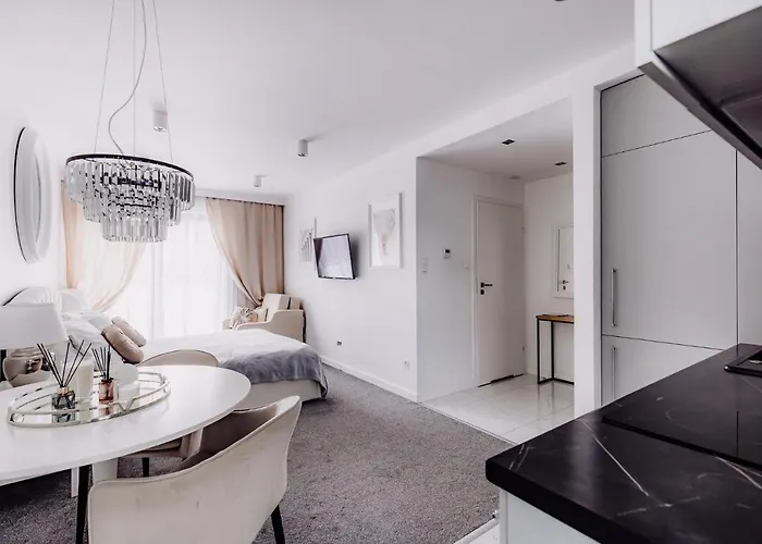 Arte Boczna Lubomelskiej 11 - Faktura Vat Garaz * Люблин