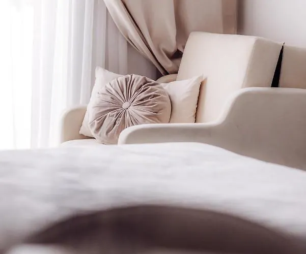 Arte Boczna Lubomelskiej 11 - Faktura Vat Garaz *