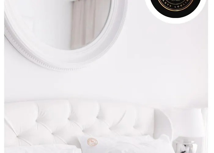 Apartament Arte Boczna Lubomelskiej 11 - Faktura Vat Garaż